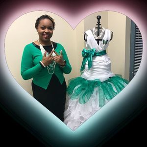 Meet your Posher, Sabrina